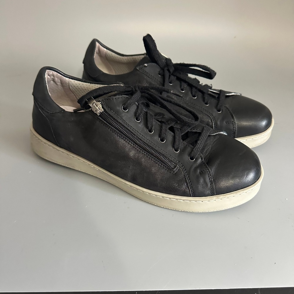 David Tate Mens Black Leather Side Zip Low Top Sneakers Made in Italy Size 9